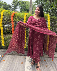 Magenta Buta Aline full suit set