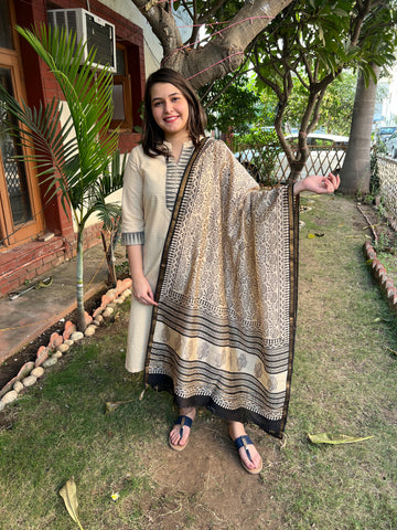 Cream Border kurta with Chanderi duppata - MYSANSKRITAM