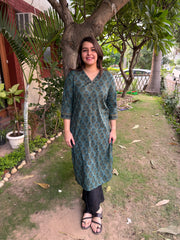 Forest flower V neck kurta