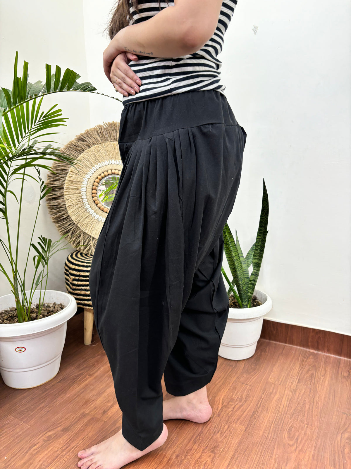 Black overall elastic salwar