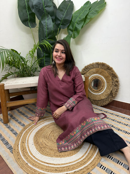 Onion pink woollen kurta with border