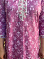 Lavender Border kurta