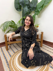 Black geometric A-line kurta