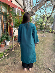 Peacock solid pocket phiran (loose fitting)