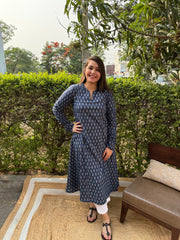 Indigo buti Aline chudi sleeve kurta