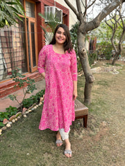 Pink textured Aline kurta with Pocket