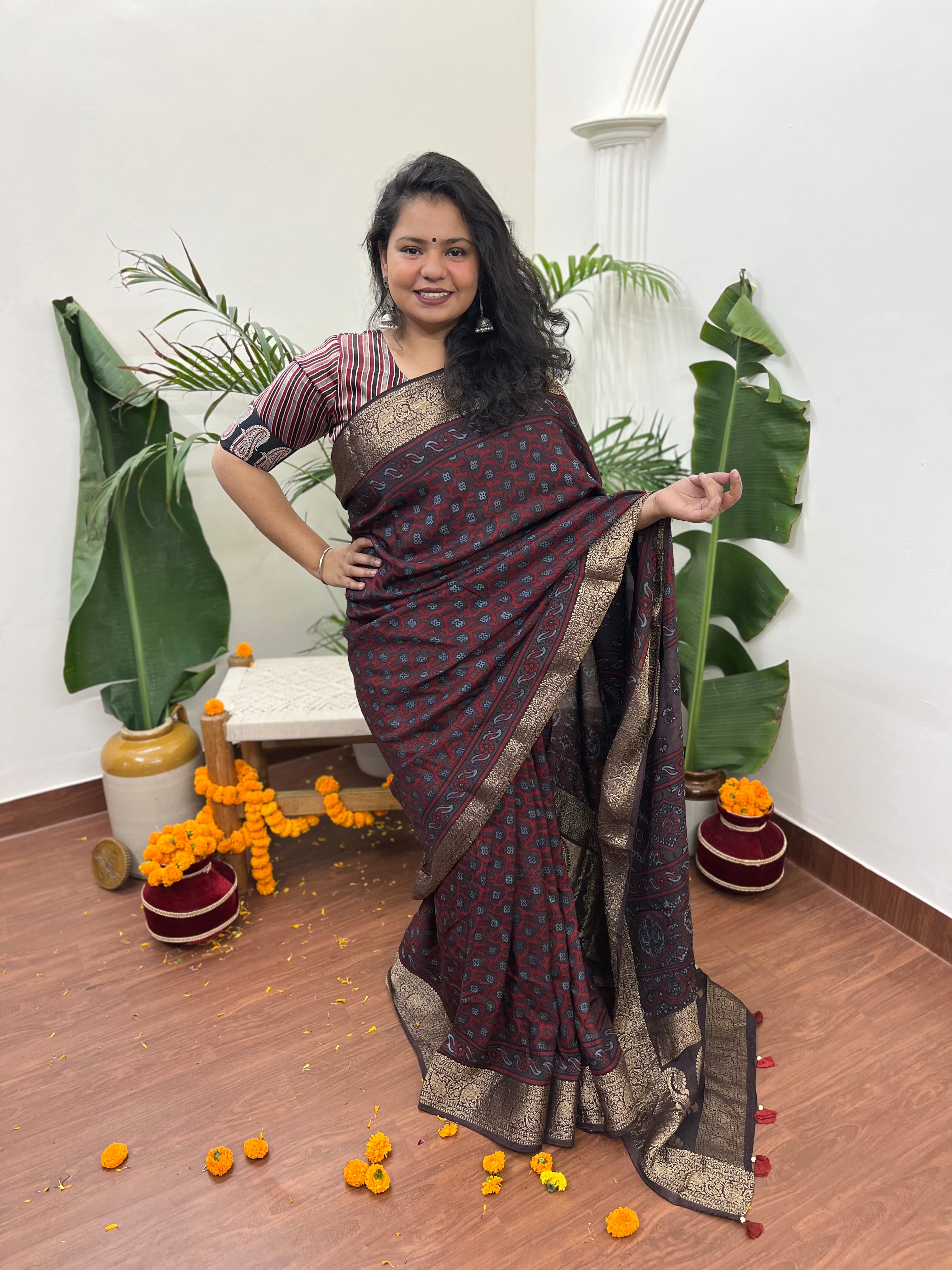 Grey Maroon dola silk saree with nakshi zari work - MYSANSKRITAM