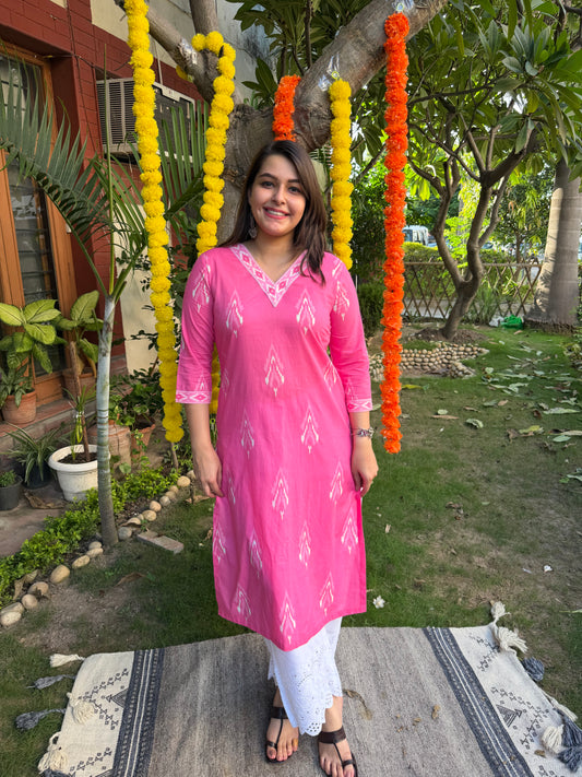 Pink ikkat print V neck kurta