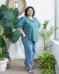 Sea green free flow top