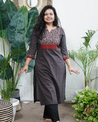 Black choti buti yoke kurta