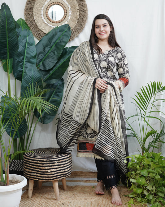 Black bagru suit set with designer palazzo