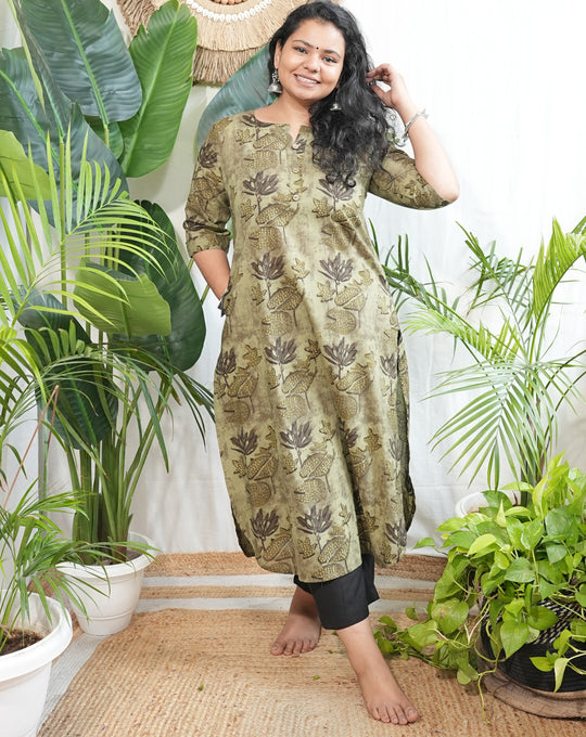 Leaf green floral kurta with pocket