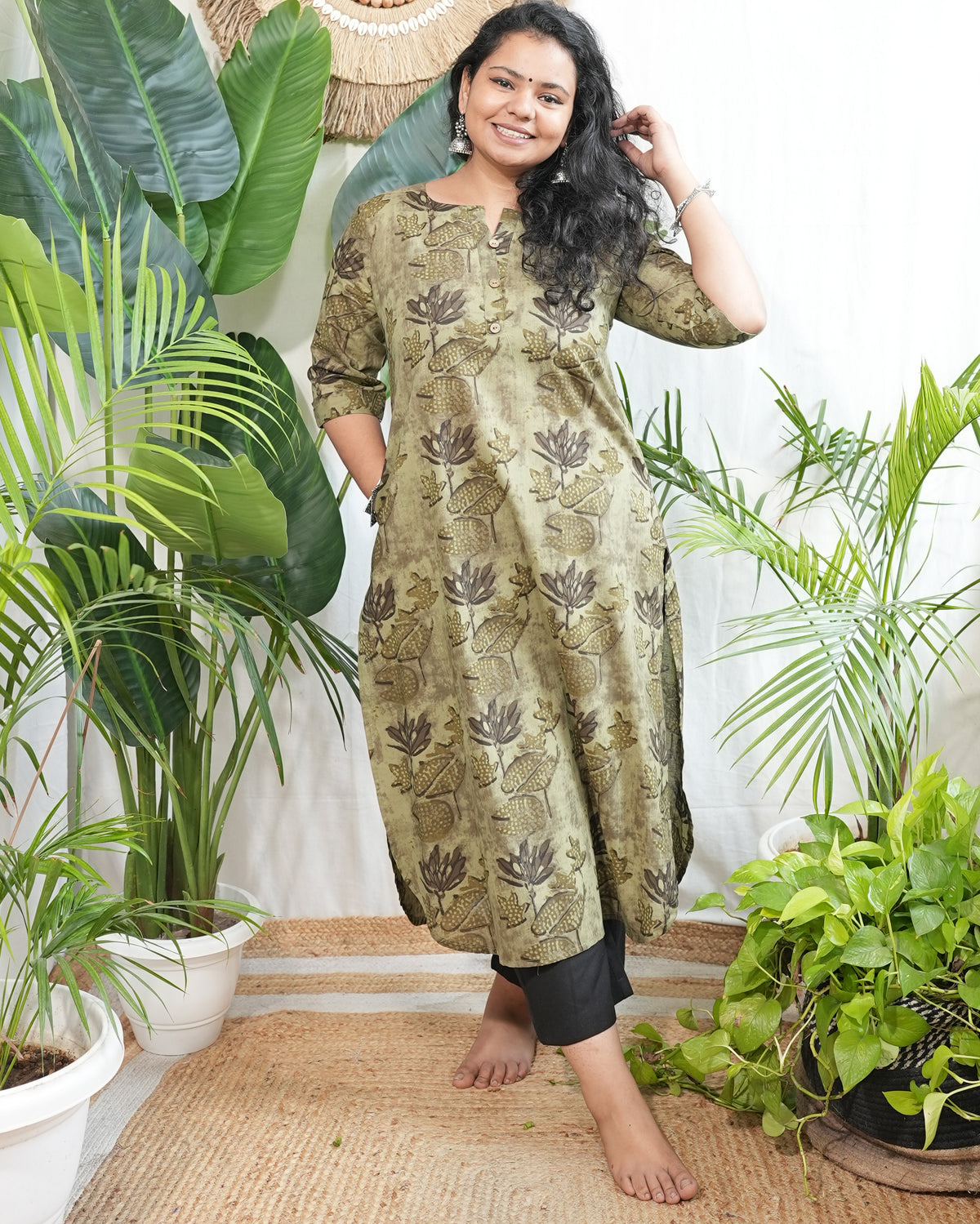 Leaf green floral kurta with pocket