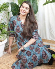 Indigo big buta printed kurta
