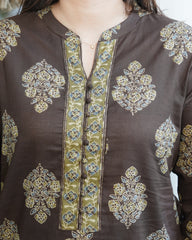 Brown Buta Pothli button kurta