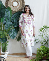 White floral checkline yoke kurta