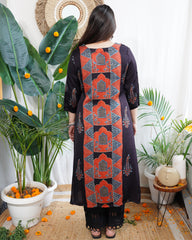 Black Minar panel kurta