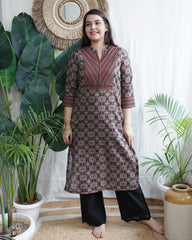 Black Geometric Print Yoke Kurta