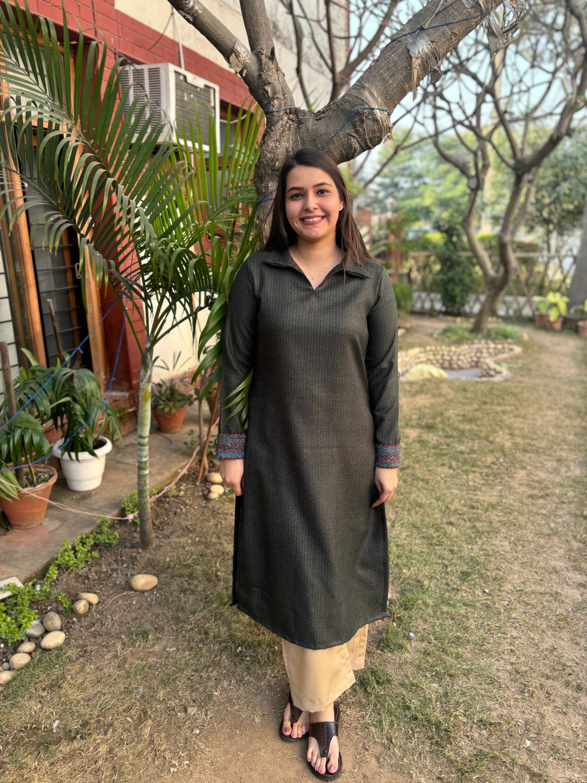 Green self design collar woollen kurta