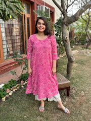 Pink textured Aline kurta with Pocket