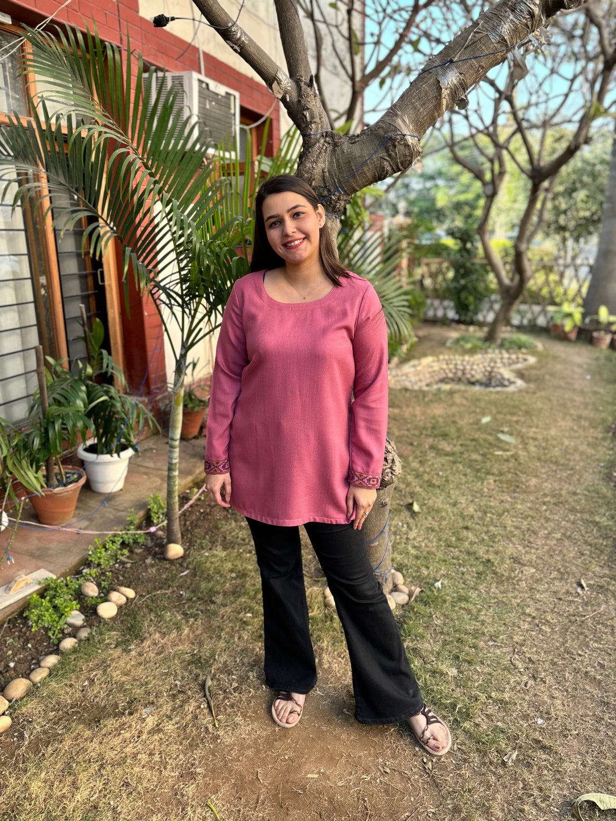 Pink solid woollen short kurti