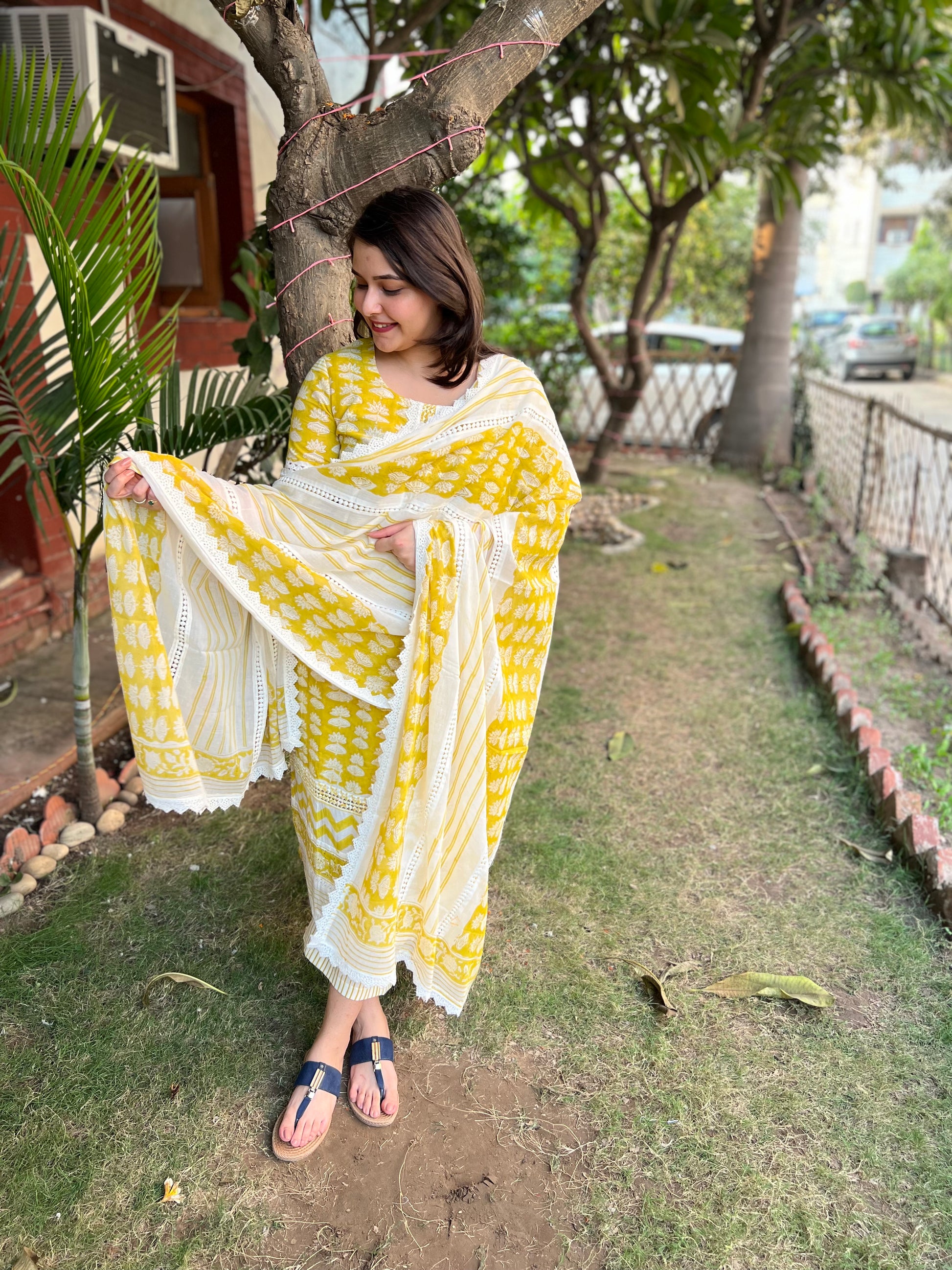 Mustard Lacework printed full suit set - MYSANSKRITAM