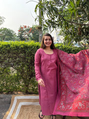 Pink A-line chudi sleeve kurta duppata set
