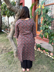 Ajrakh leaf yoke kurta