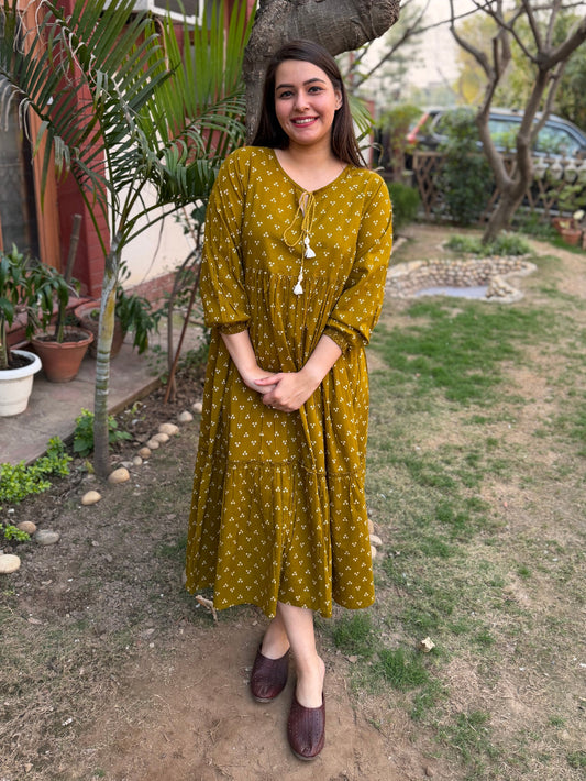 Mehendi Bandhini Dress by MySanskritam