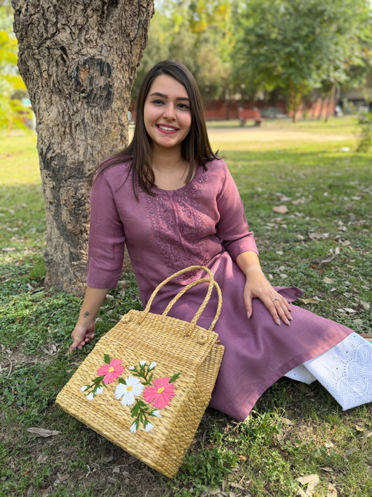 Rose pink embroidered linen kurta