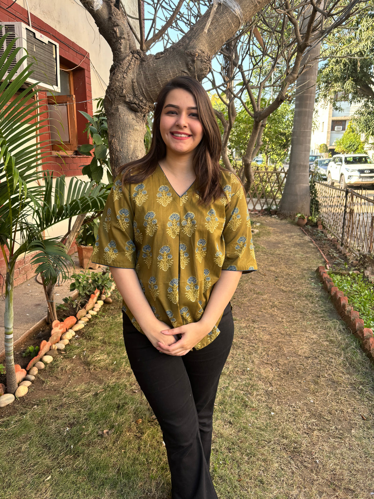 Mehendi green Sanganeri top