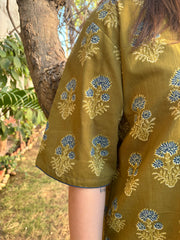 Mehendi green Sanganeri top