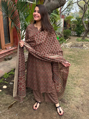 Brown Buti Full Suit Set by MySanskritam