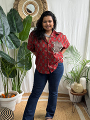 Maroon patchwork pocket shells shirt