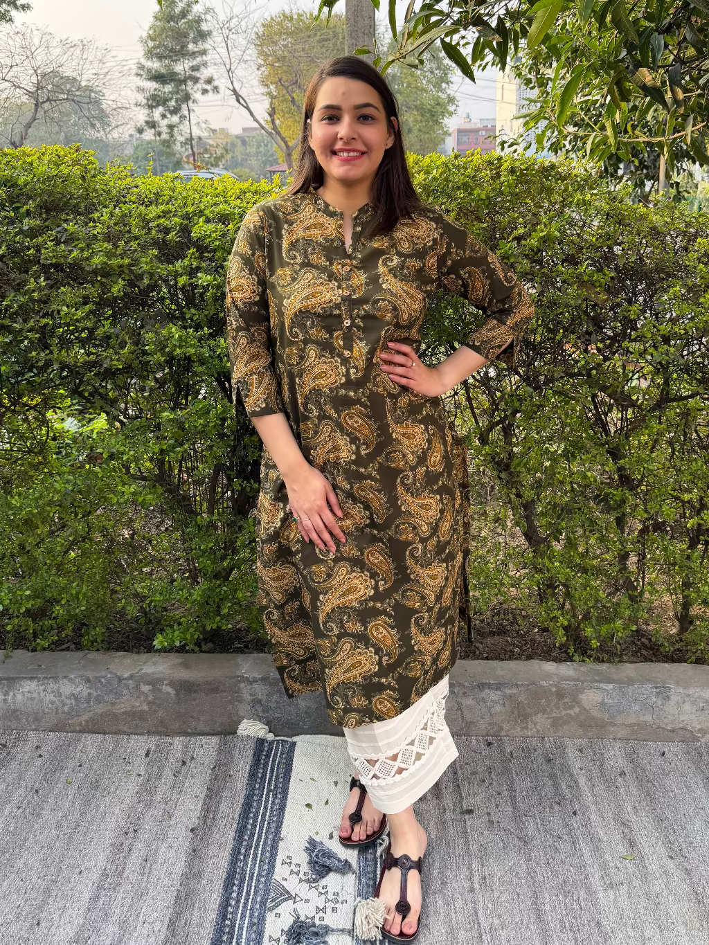 Mehendi Green Ambi Kurta by Sanskritam