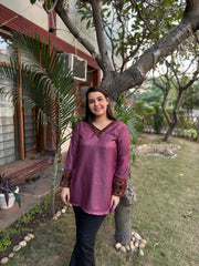 Dark Pink kullu border kurti