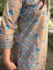 Beige Ferozi Kali kurta