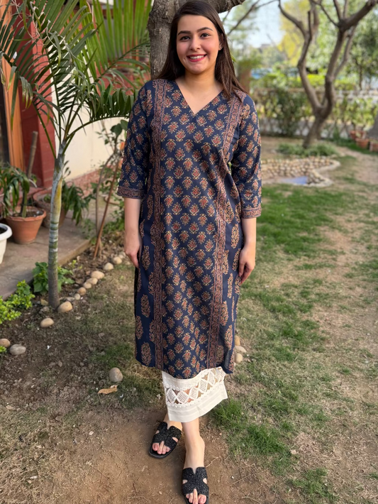 Indigo kali border kurta