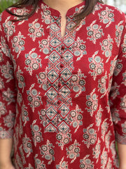 Maroon Flower bunch kurta