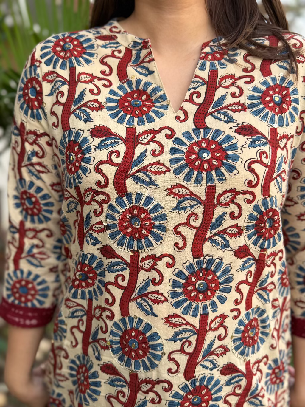 Cream Flower Bunch Kurta close up by Sanskritam