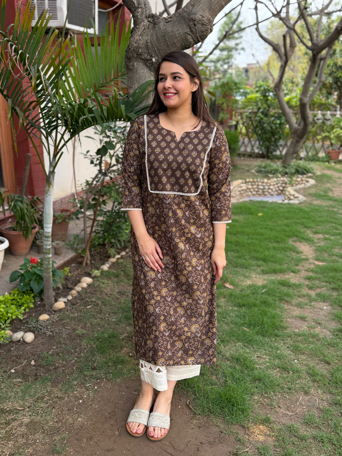 Brown kalamkari yoke kurta