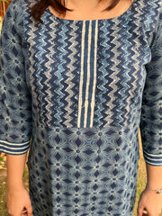 Indigo geometric ajrakh kurta with yoke