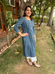 Indigo geometric ajrakh kurta with yoke