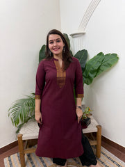 Maroon Narayanpeth border kurti