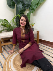 Maroon Narayanpeth border kurti