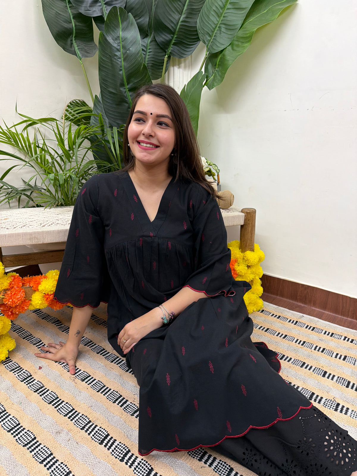 Black buti south cotton Aline kurta