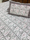 geometric print bedsheet