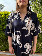 Blue horse top