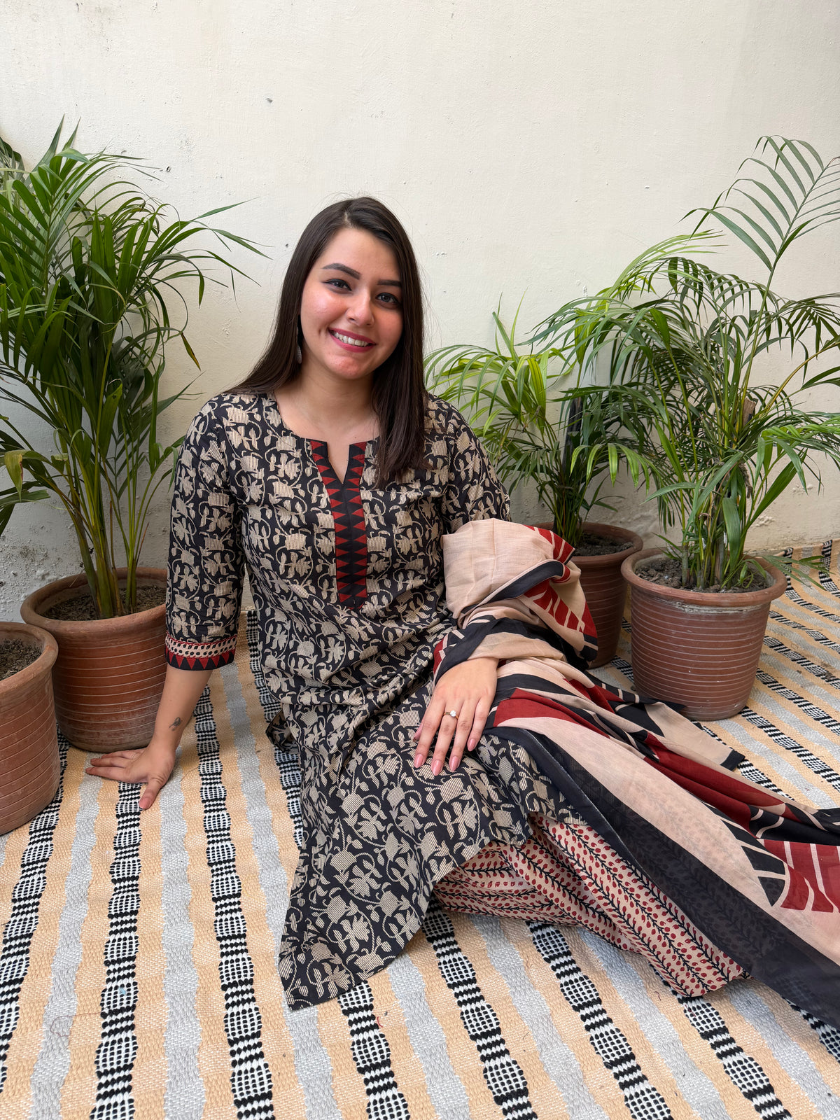 Black jaal suit set with designer duppata