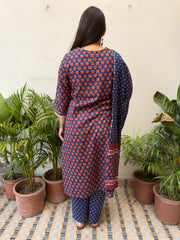 Blue floral yoke suit set